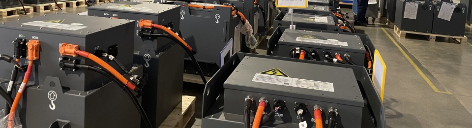 forklift-battery-repair-baufar