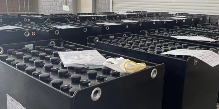 Lead-Acid Batteries in Forklifts