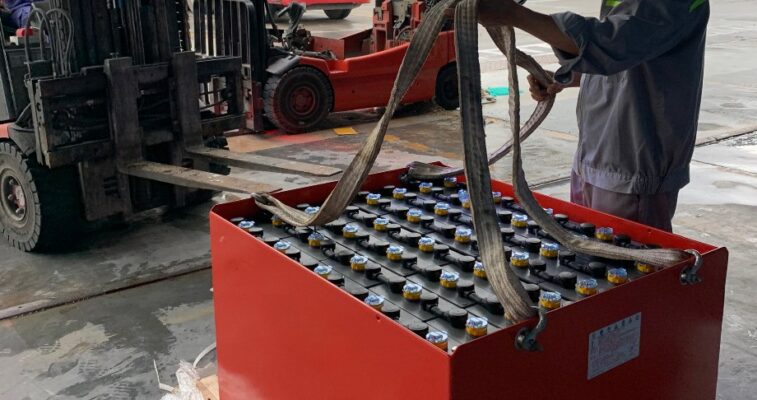 Forklift Battery Maintenance Tips