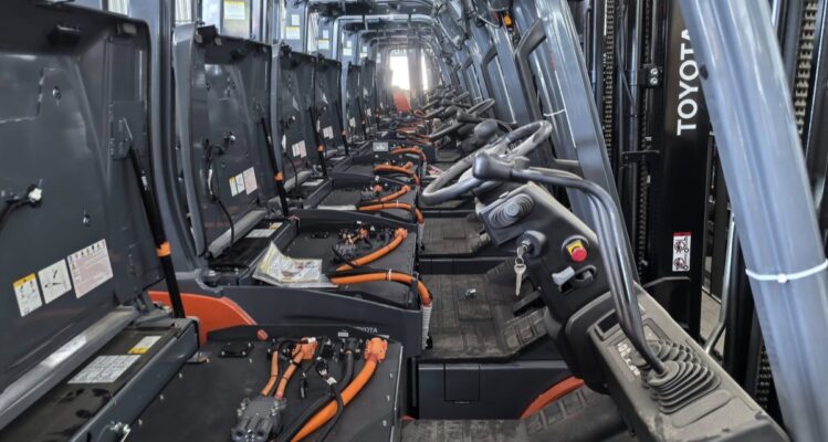 baufar-forklift-battery-material-handling-vehicles